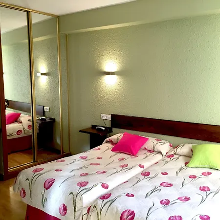 Concejo Hotel 2*